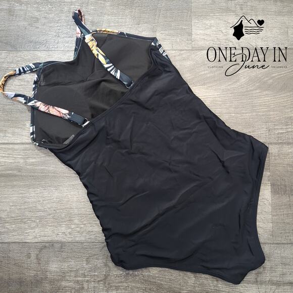 CharmLeaks High Neck Mesh One Piece Swimsuit Size M - Picture 5 of 5